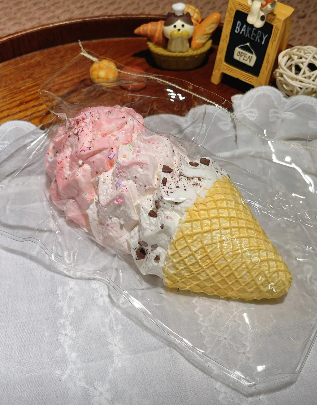 Strawberry Ice-cream Taba