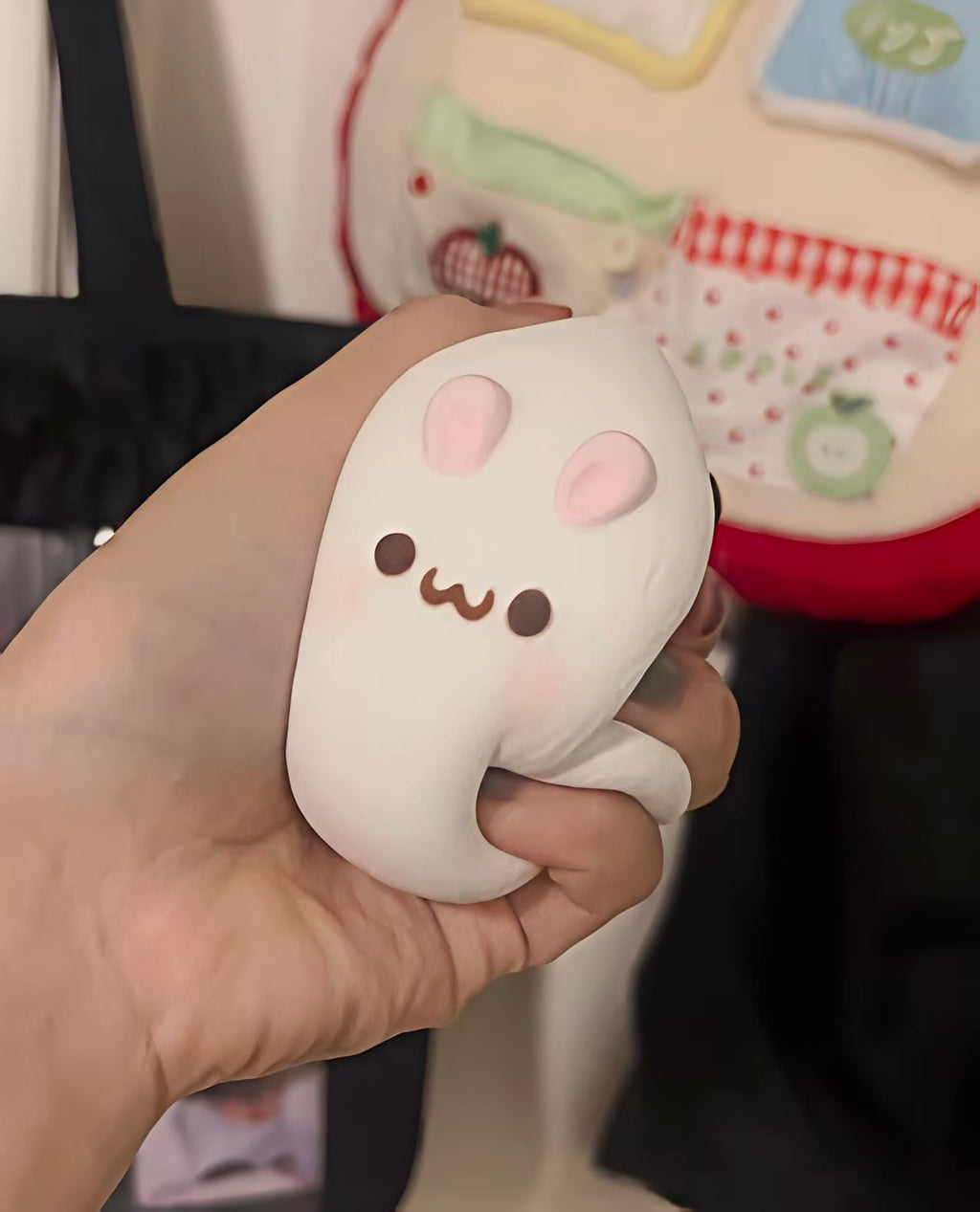 Cloud-Pillow Rabbit